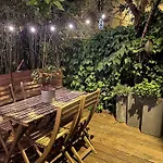 Studio Avec Terrasse !